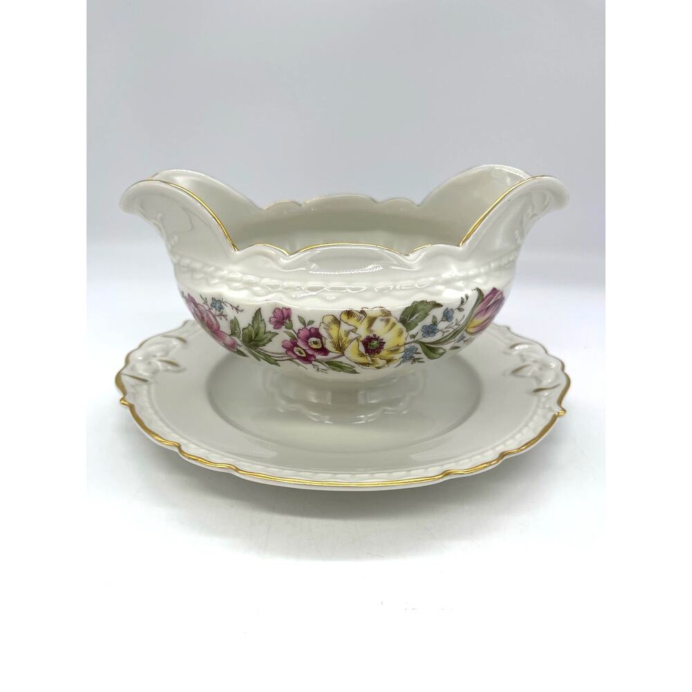 Embassy Vitrified China Gravy Boat with Underplate Made in USA